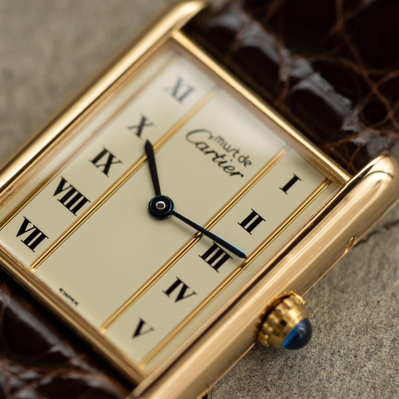 must de Cartier Tank LM QZ Gold Line - Arbitro