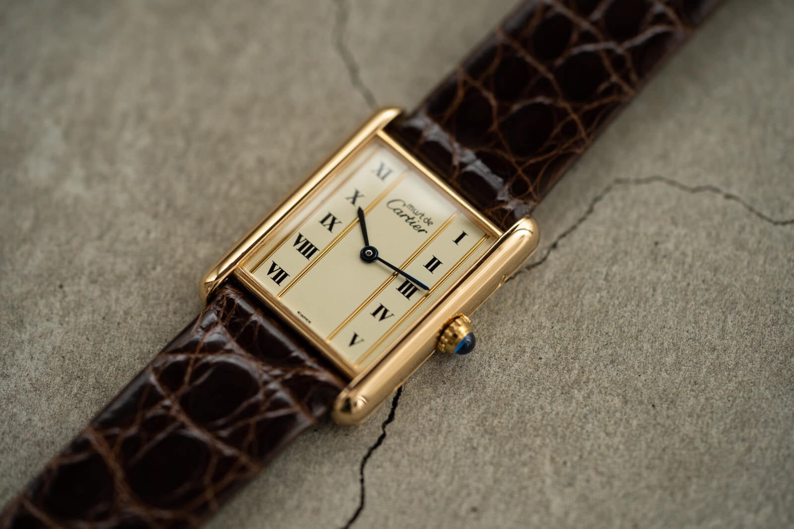 must de Cartier Tank LM Gold Line - Arbitro