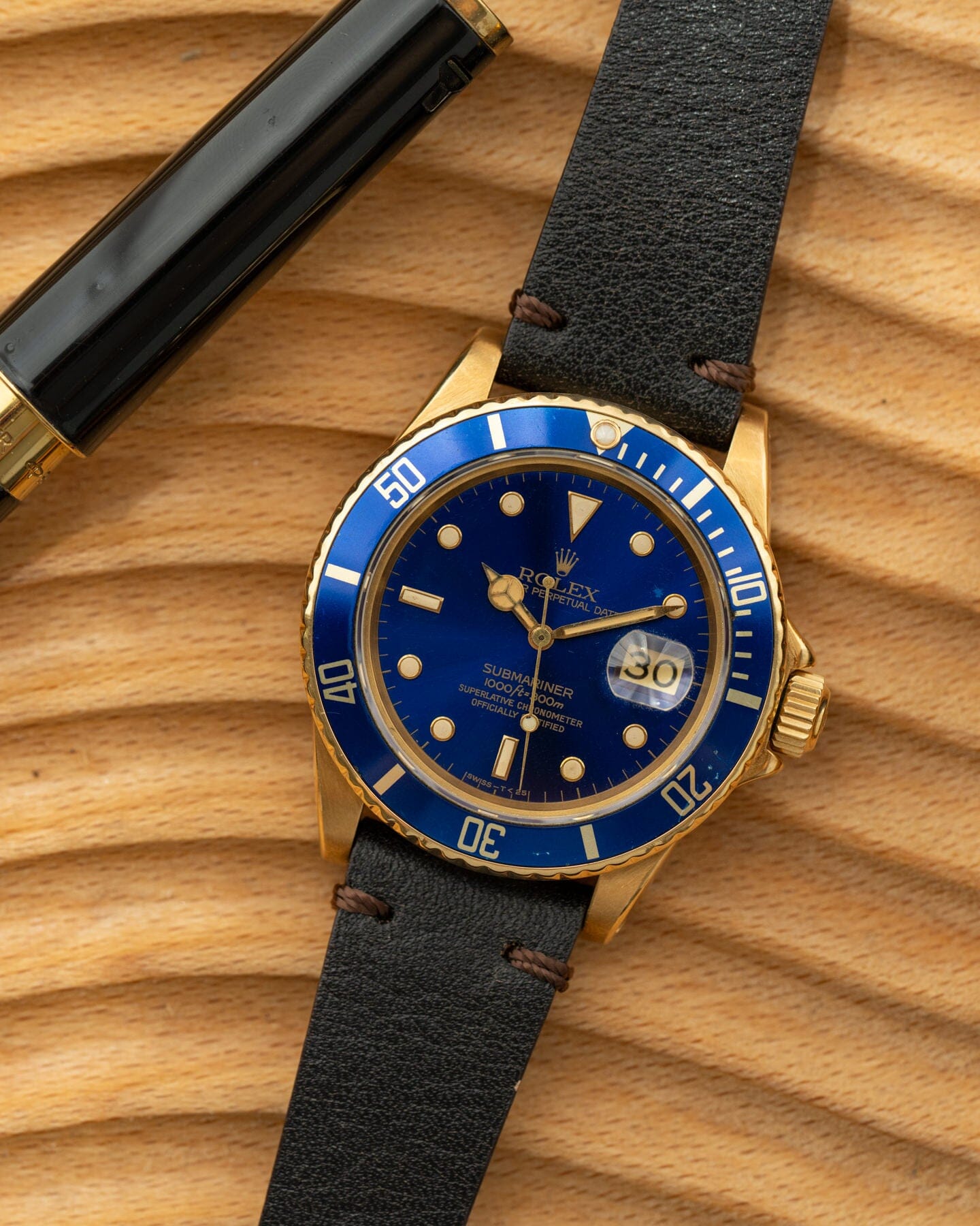 Rolex Submariner Date 16808 YG Blue Dial Watch ROLEX