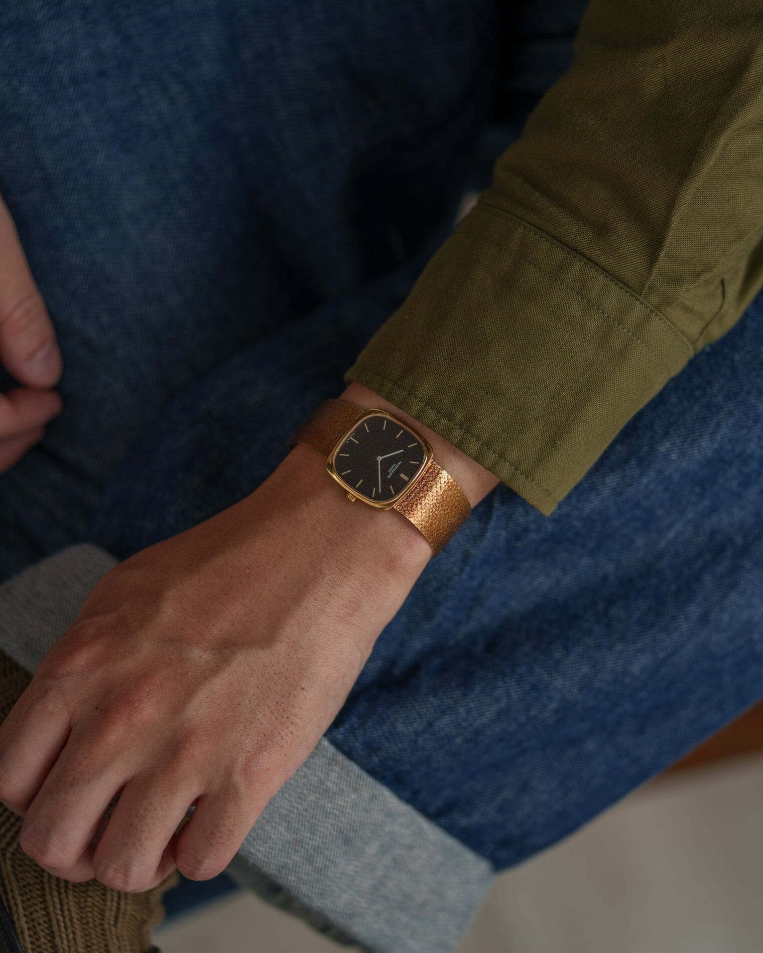 Patek Philippe 3666 クッションケース YG ブラックダイアル 槌目仕上げ Watch PATEK PHILIPPE