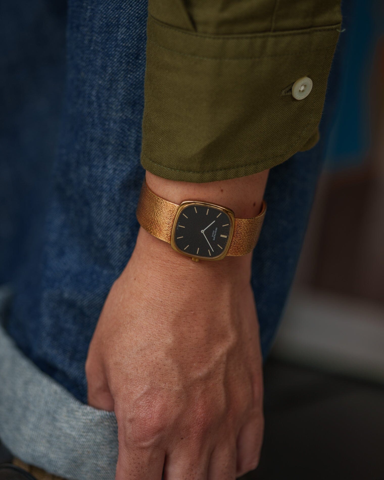 Patek Philippe 3666 クッションケース YG ブラックダイアル 槌目仕上げ Watch PATEK PHILIPPE