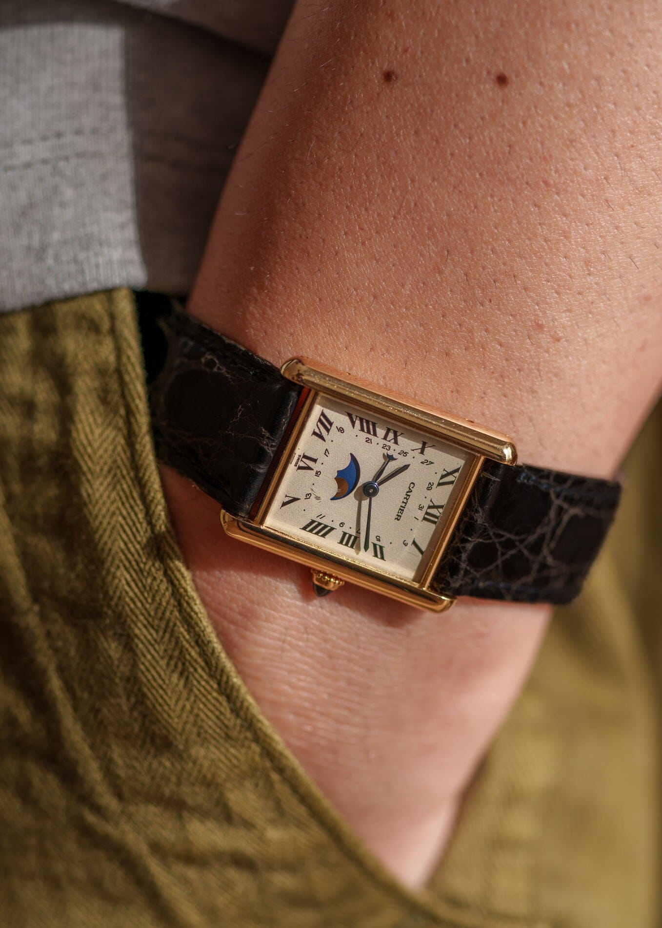 Cartier タンク ルイ カルティエ LM 81900 YG ムーンフェイズ コンプリートサービス済み Watch CARTIER