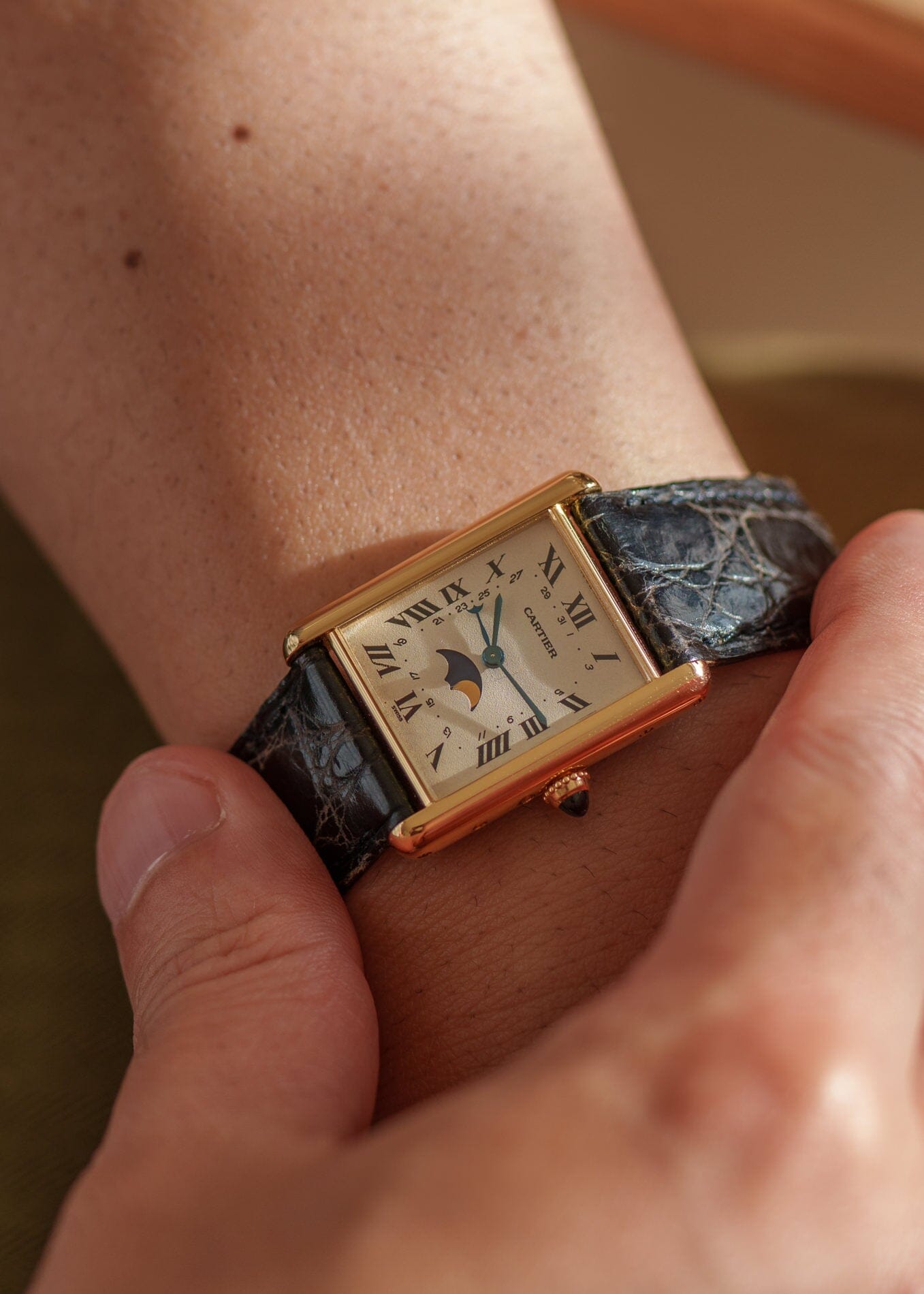 Cartier タンク ルイ カルティエ LM 81900 YG ムーンフェイズ コンプリートサービス済み Watch CARTIER