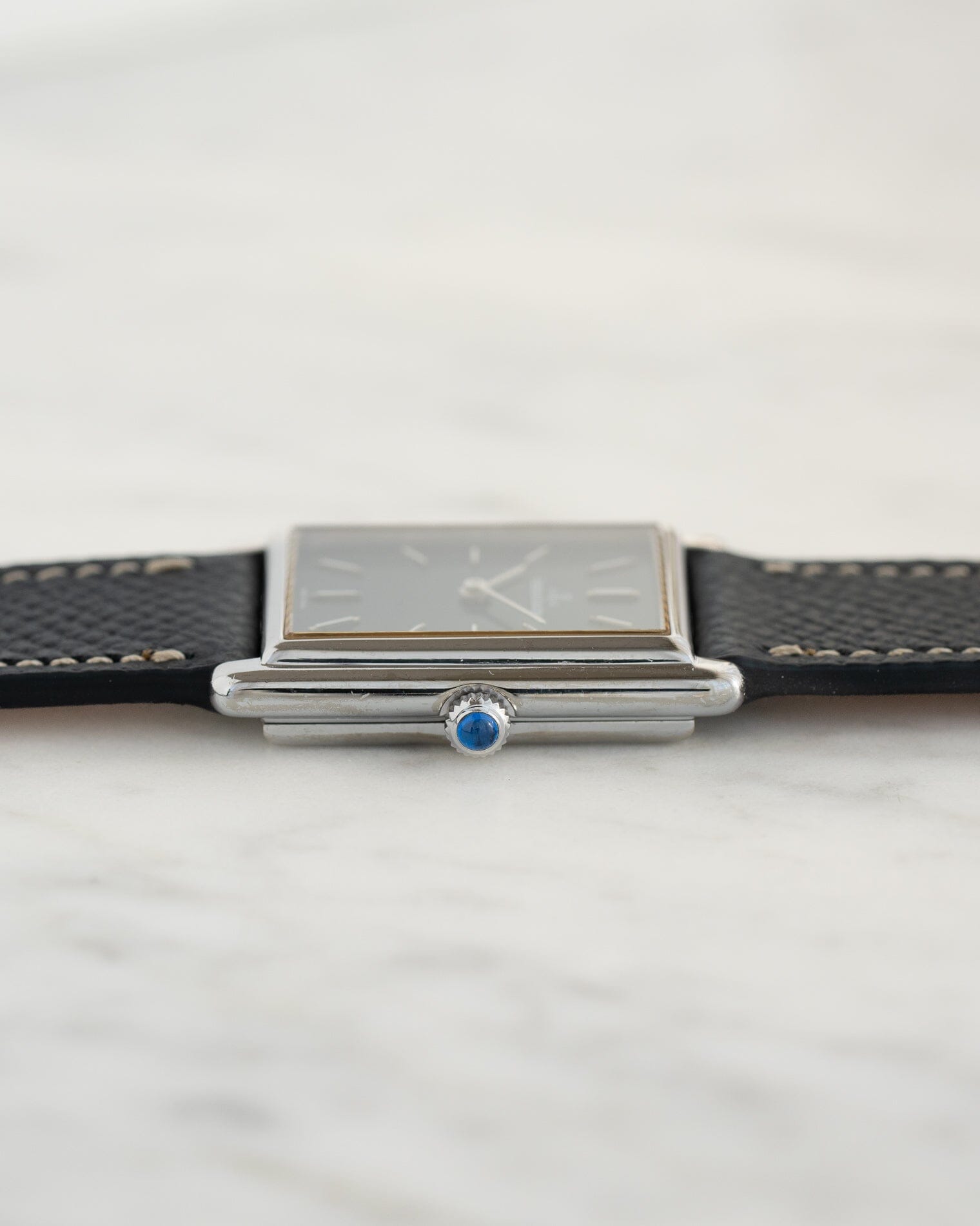 Jaeger-LeCoultre レクタングル 6029.22 "タンク" WG ネイビーダイアル Watch Jaeger-LeCoultre