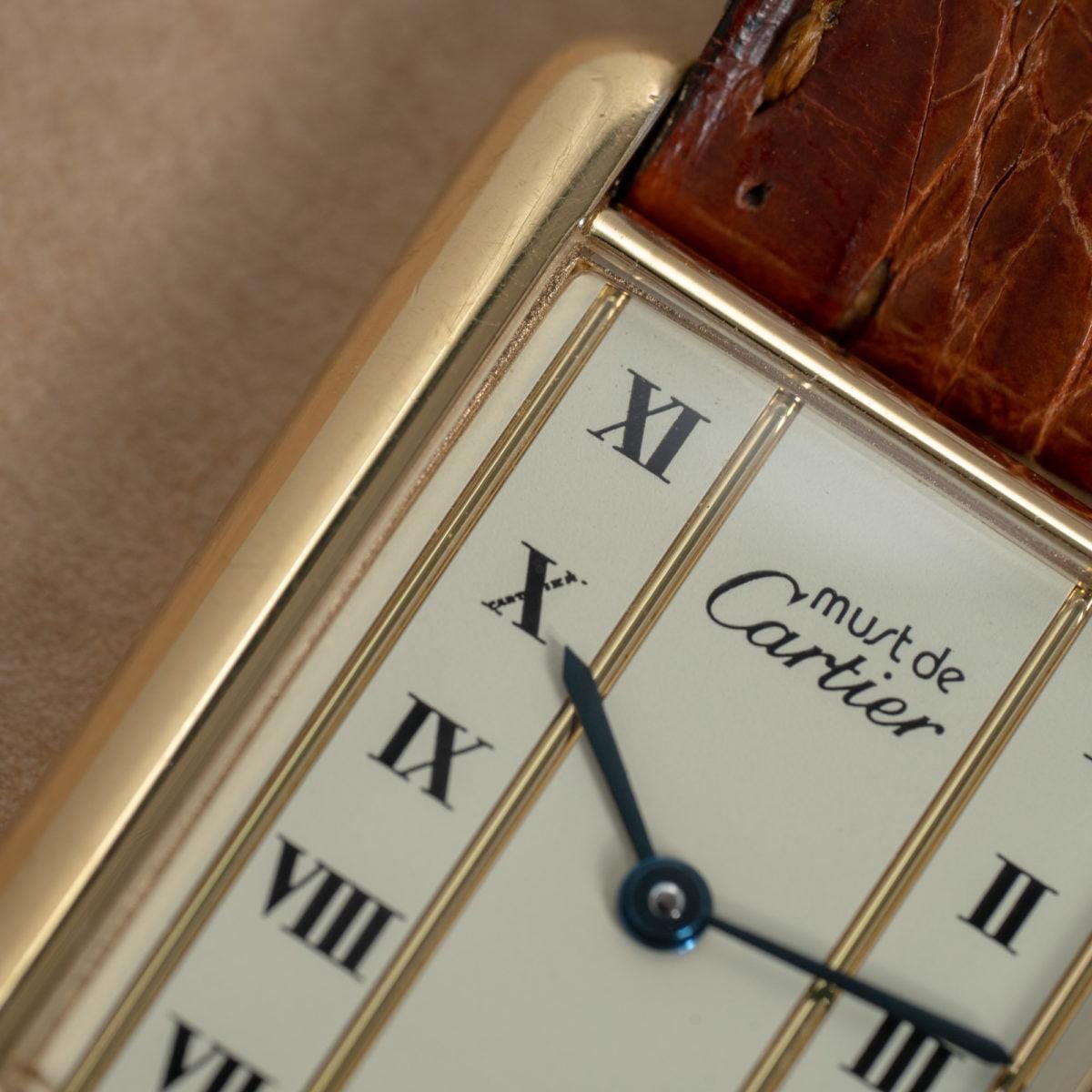 CARTIER must de Cartier Tank LM Gold Line 1990s - Arbitro