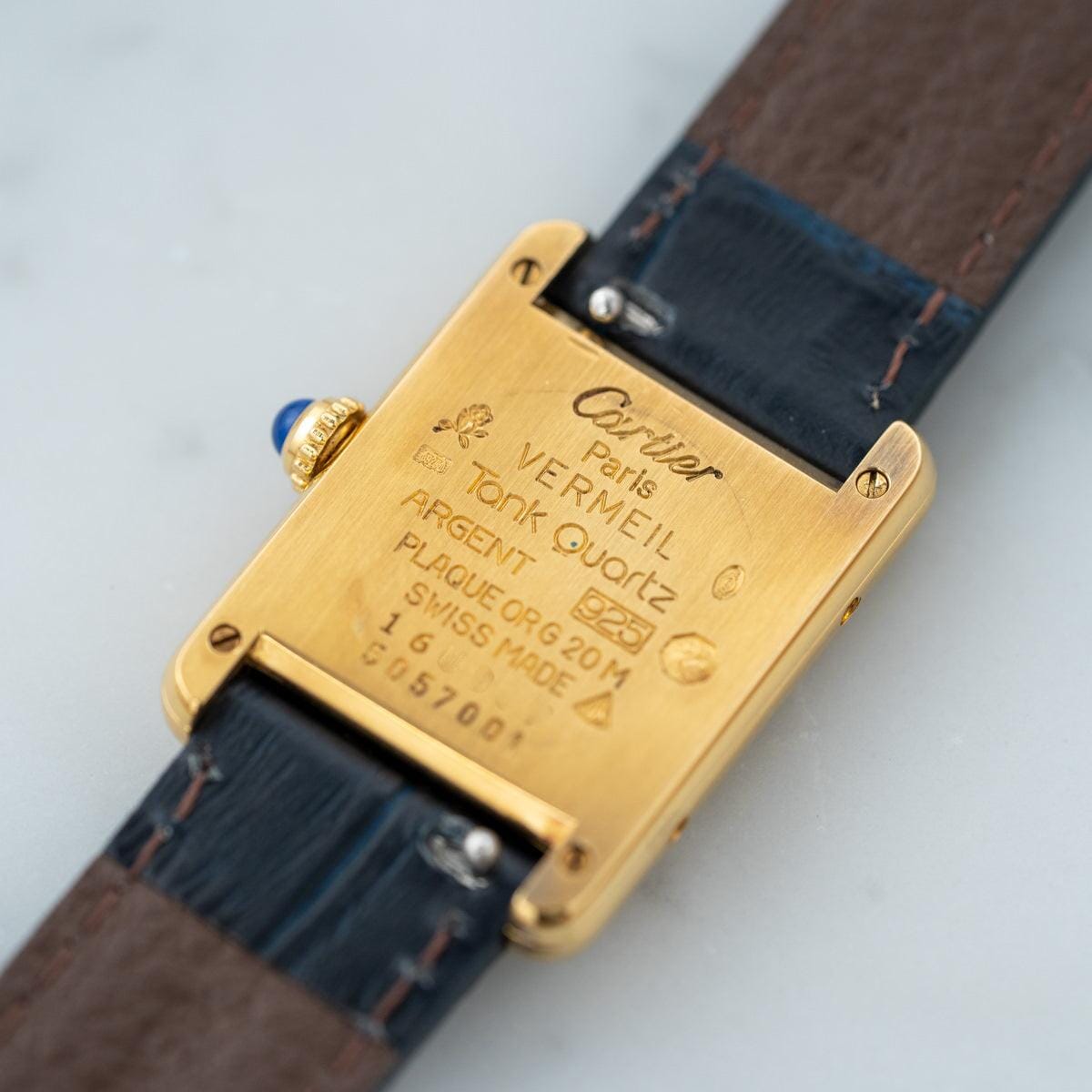 must de Cartier Tank SM QZ Opaline - Arbitro