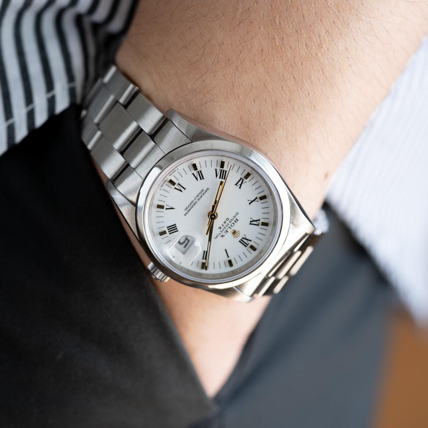 ROLEX Oyster Perpetual Date 15200 White Roman - Arbitro