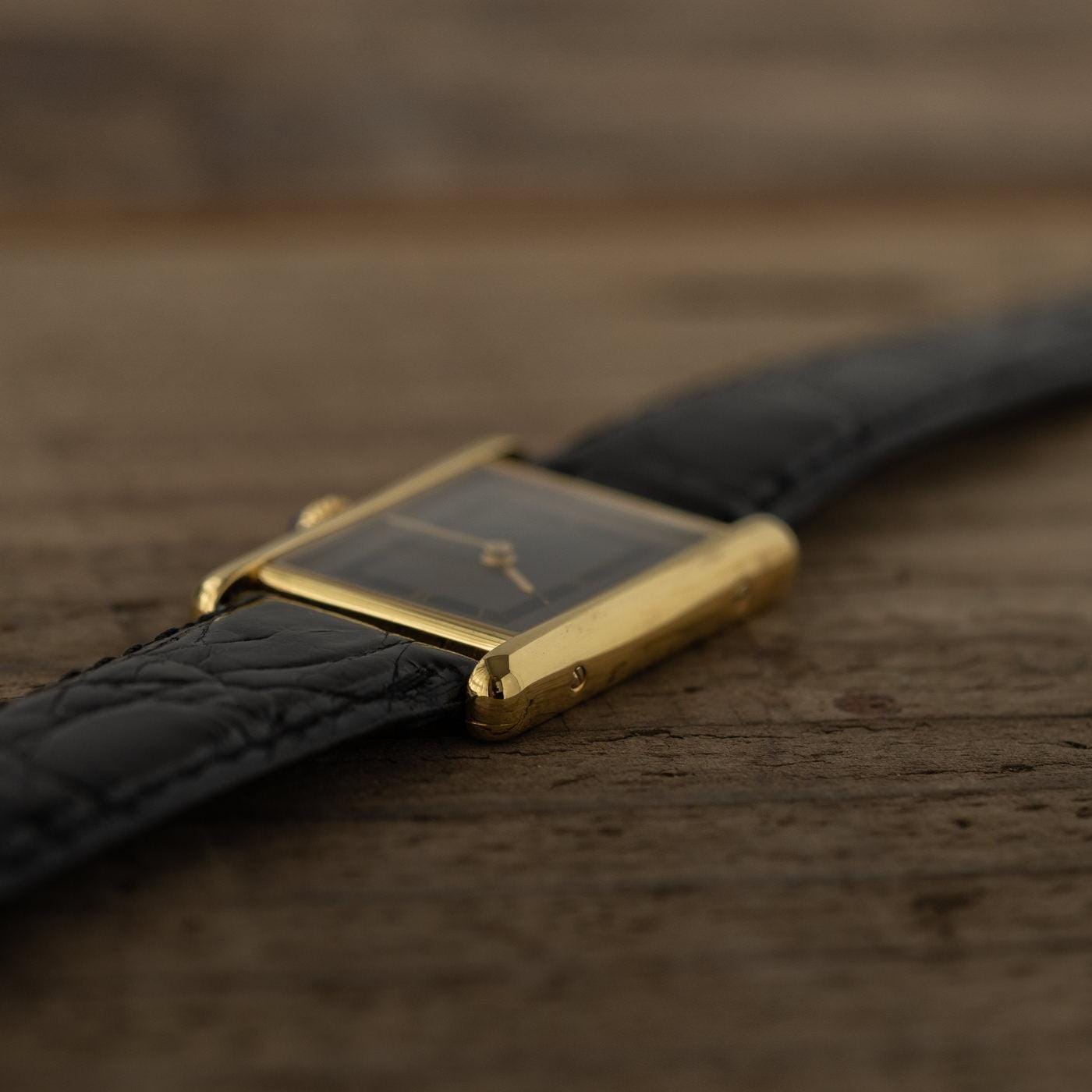CARTIER must de Cartier Tank LM Grey Roman 1990s - Arbitro