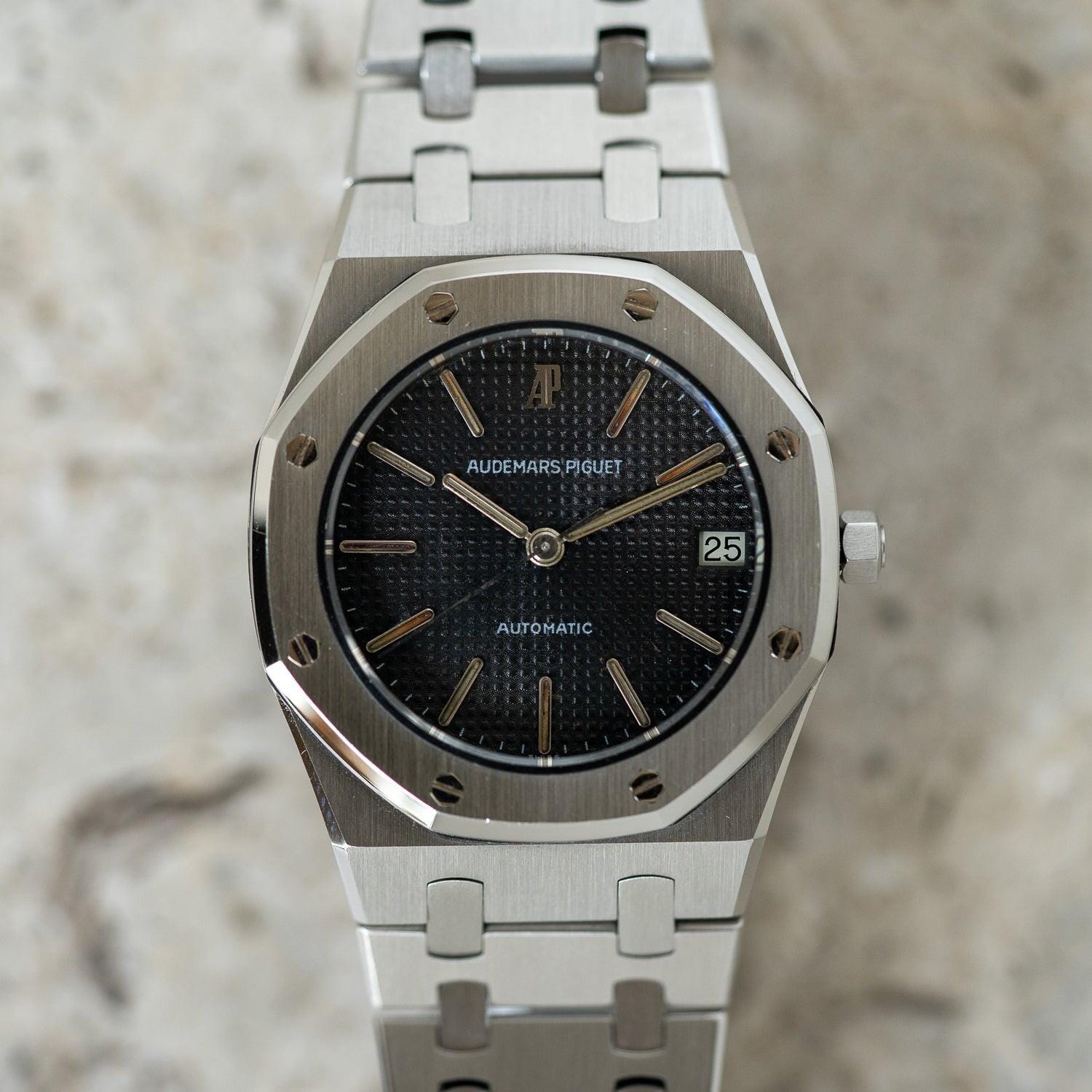 AUDEMARS PIGUET Royal Oak 4100ST Black Dial - Arbitro