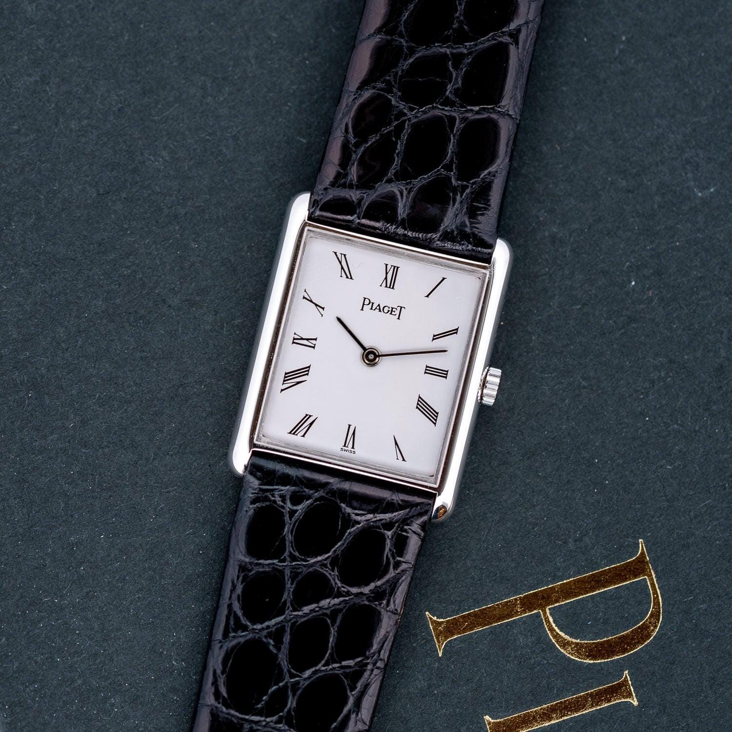 PIAGET Rectangle 18K WG - Arbitro