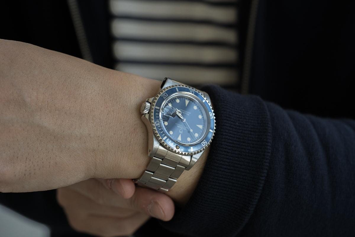 TUDOR Submariner 79090 Blue 1990s - Arbitro