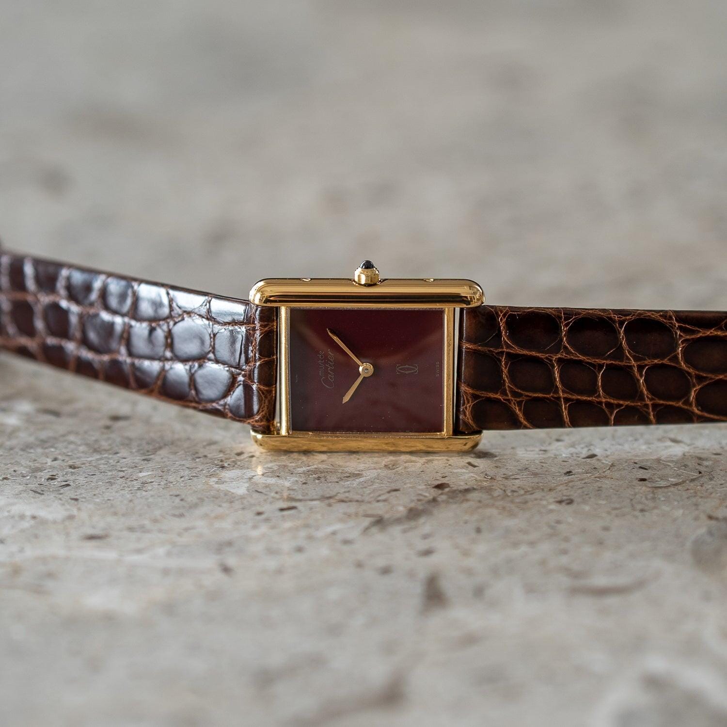 must de Cartier Tank LM Bordeaux - Arbitro