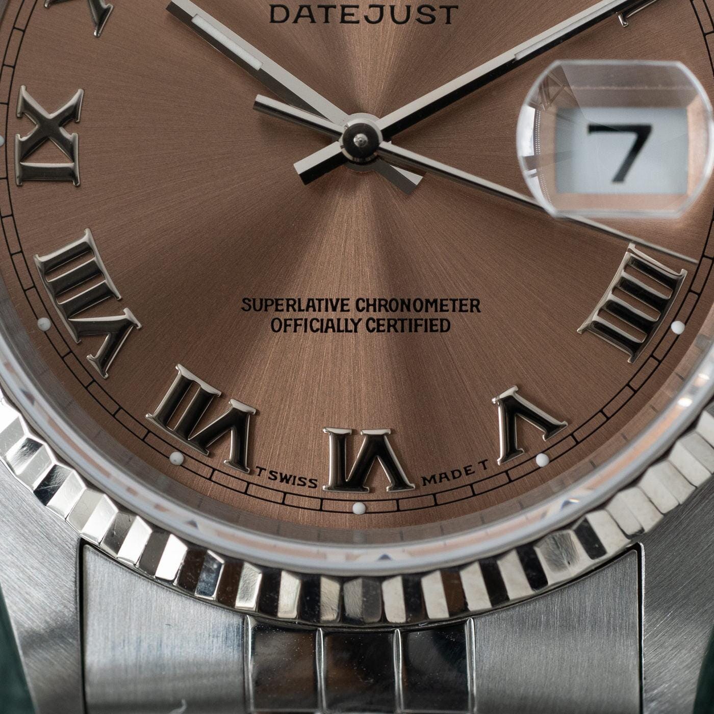 ROLEX Oyster Perpetual Datejust 16234 Salmon Dial - Arbitro