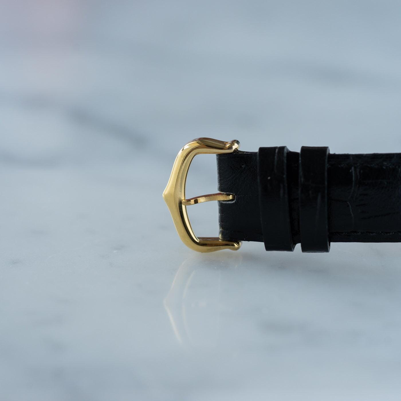 must de Cartier Tank LM QZ Black Roman Dial - Arbitro