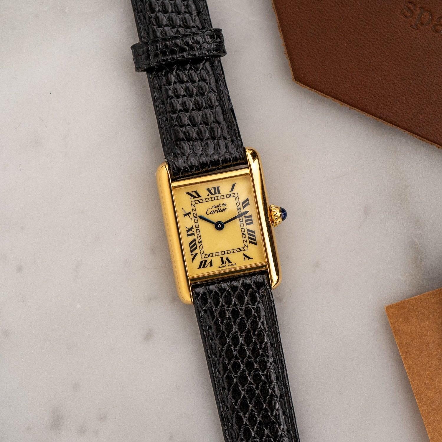 カルティエ マストタンク SM 5057001 アイボリーローマン / must de Cartier Tank SM Ivory Roman - Arbitro