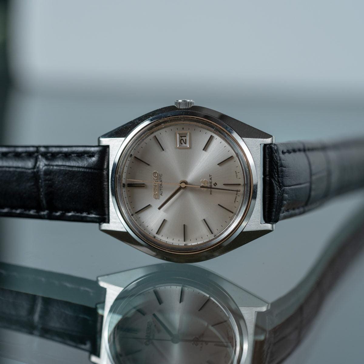 GRAND SEIKO Hi-BEAT 5645-7010 Silver Dial 1970s - Arbitro