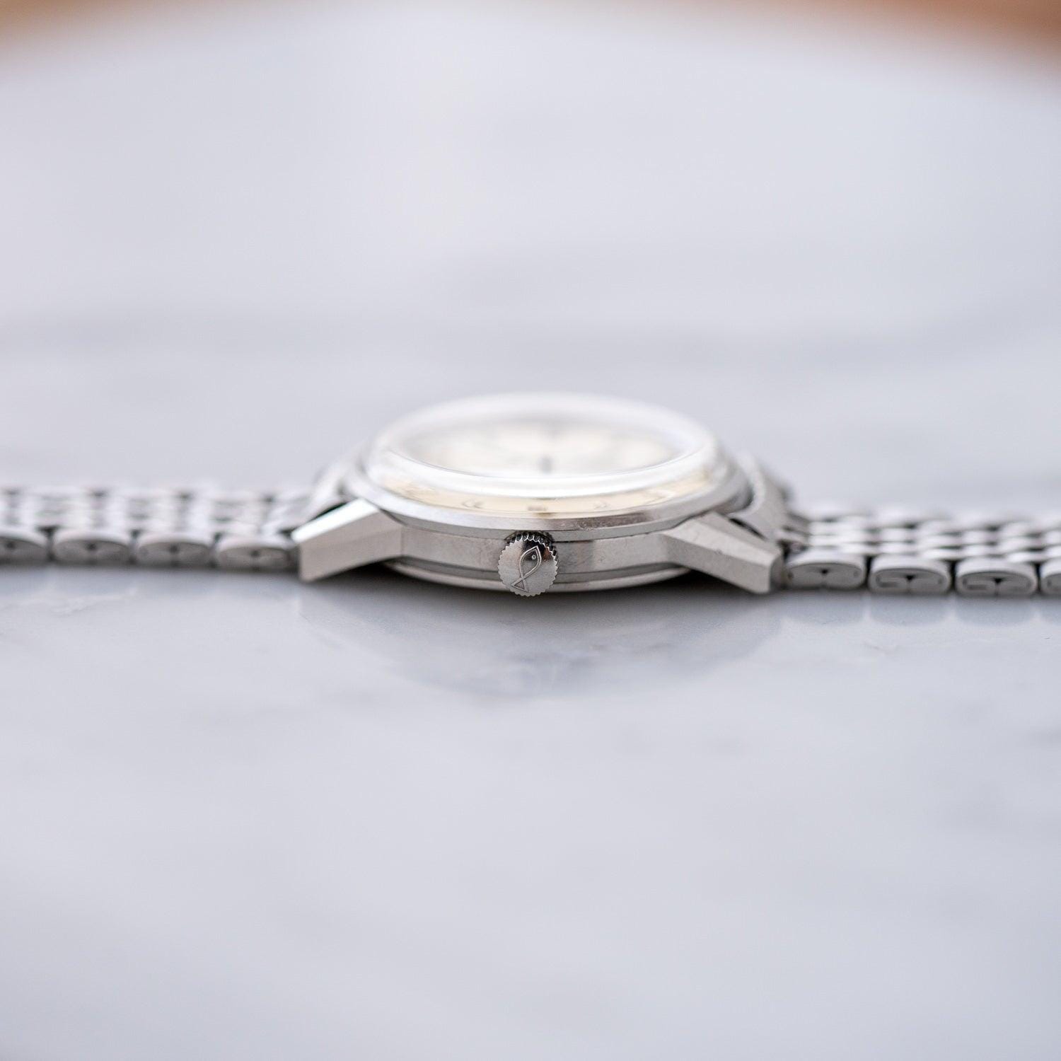 IWC Round R810A Ivory Dial - Arbitro