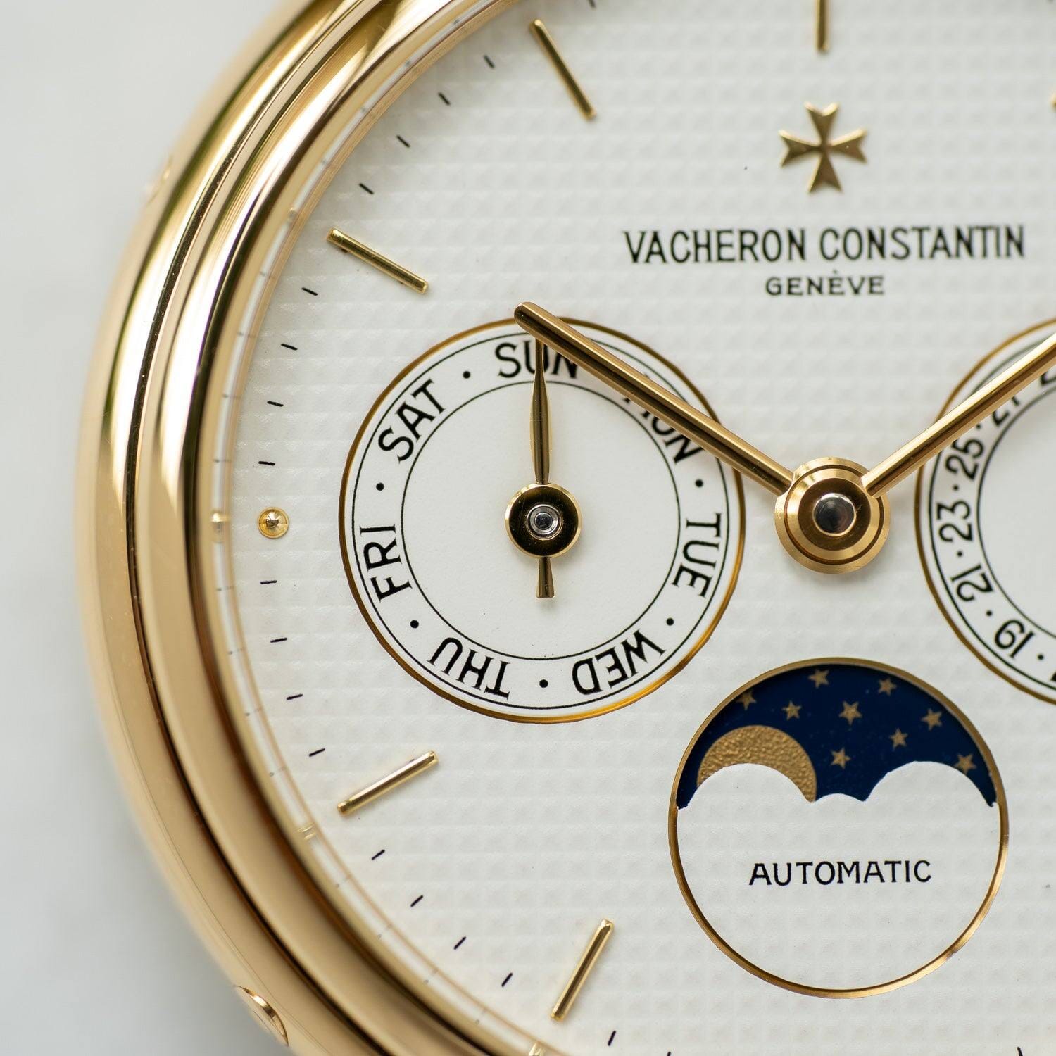 VACHERON CONSTANTIN 47009 YG Day Date Moon Phase - Arbitro