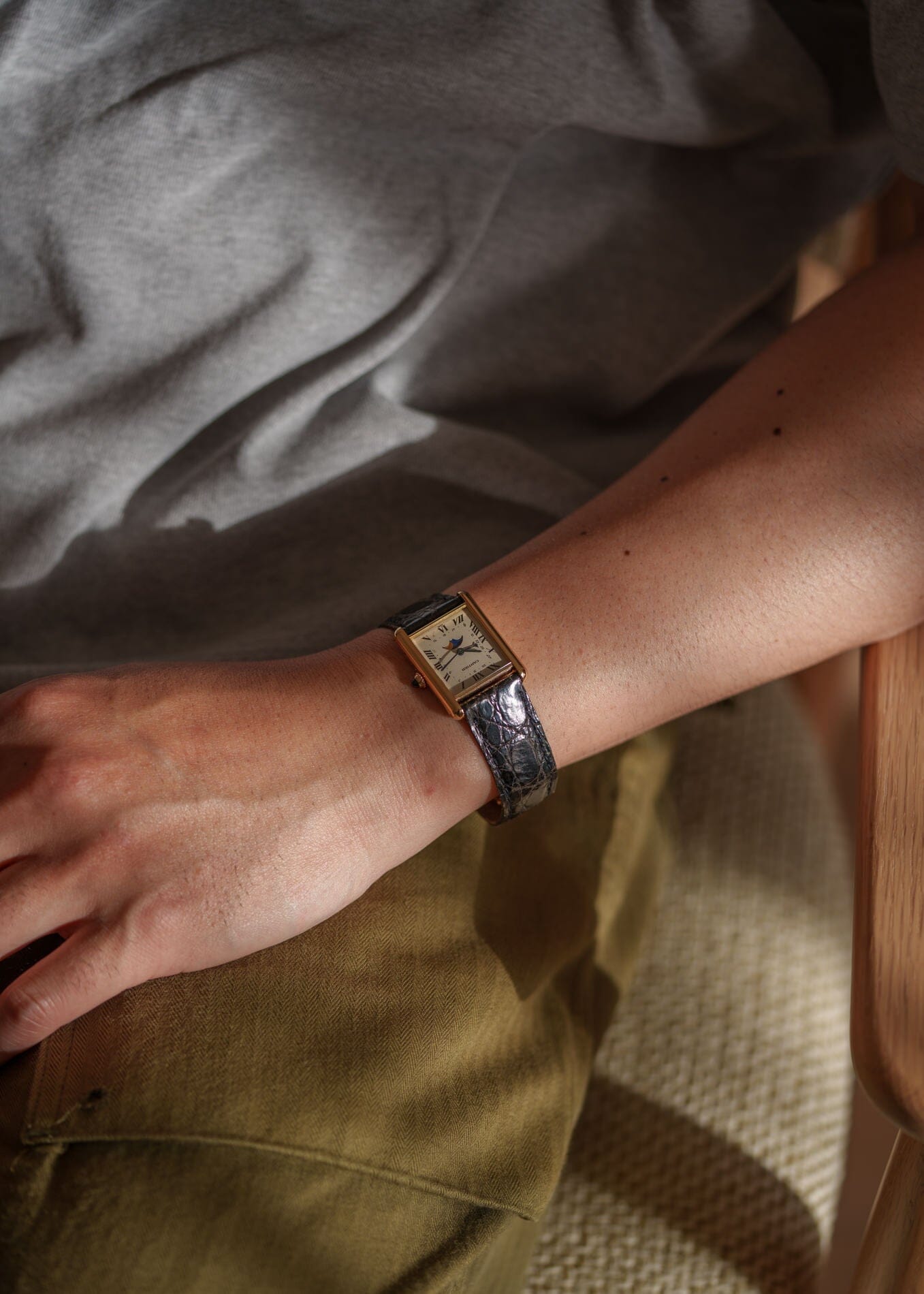 Cartier タンク ルイ カルティエ LM 81900 YG ムーンフェイズ コンプリートサービス済み Watch CARTIER 