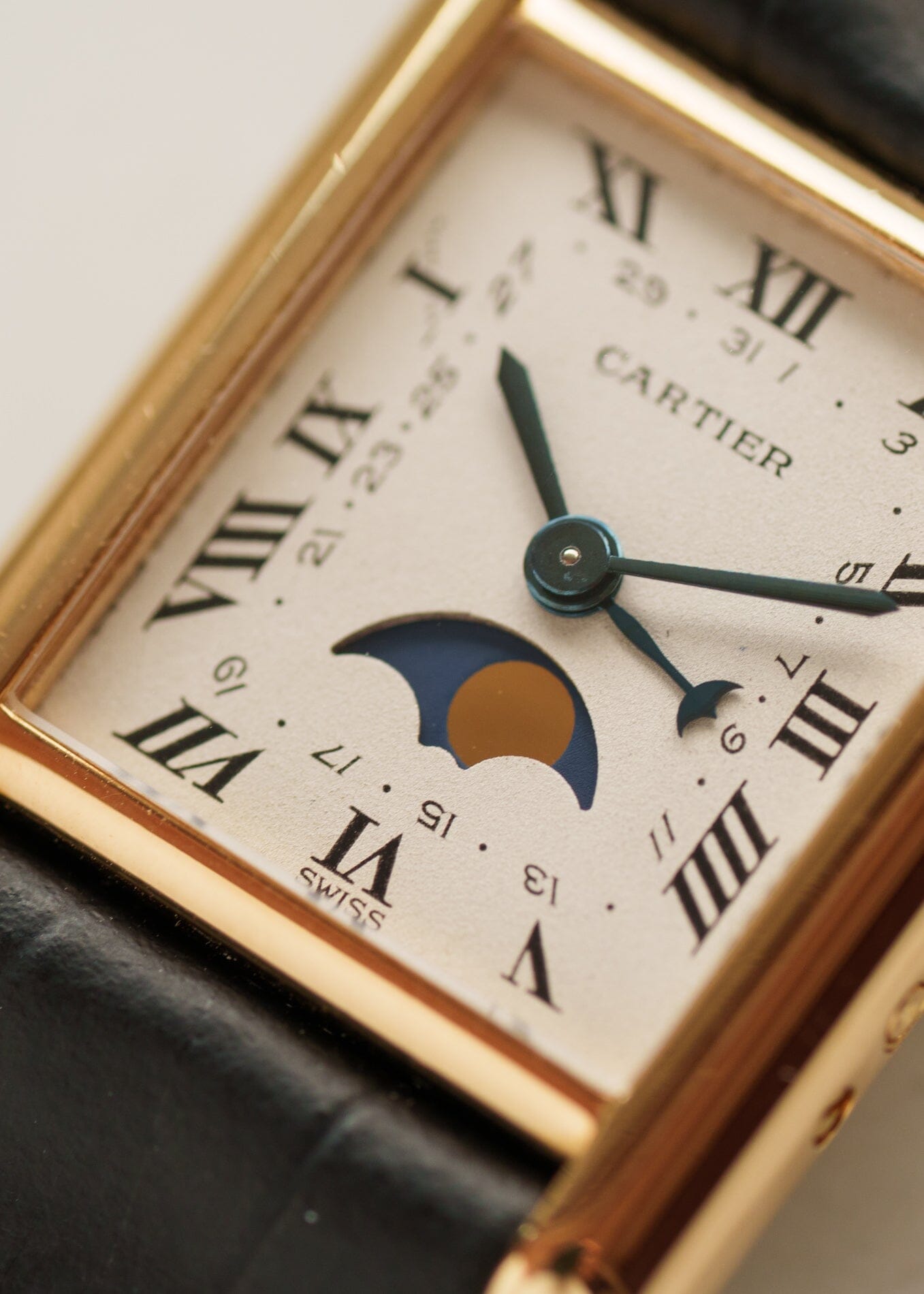 Cartier タンク ルイ カルティエ SM 819003 YG ムーンフェイズ Watch CARTIER 