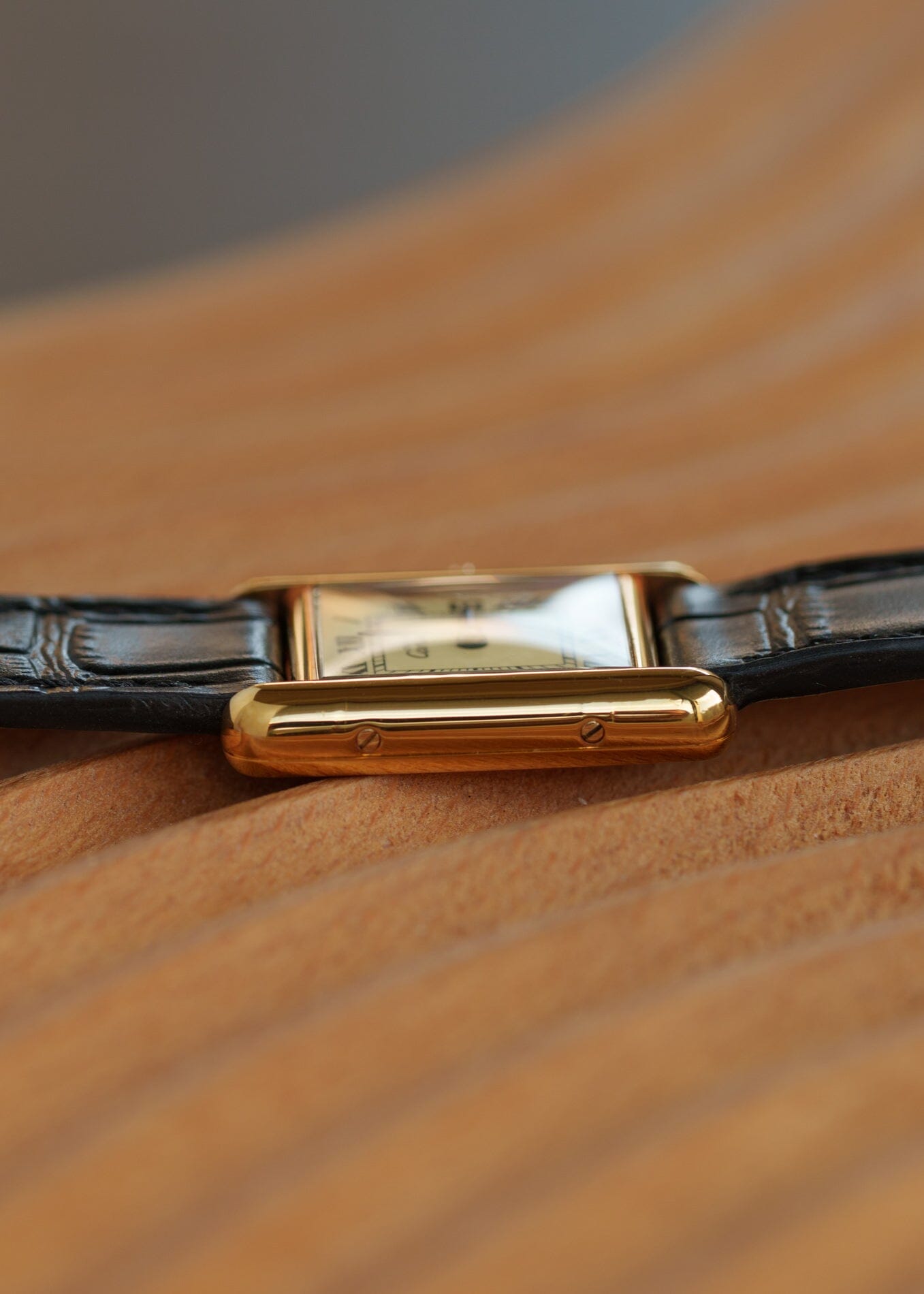 専用 美品 カルティエ マスト タンク アイボリー ローマン 手巻き SM Cartier】カルティエ マストタンクSM 手巻きアイボリーローマ 永久