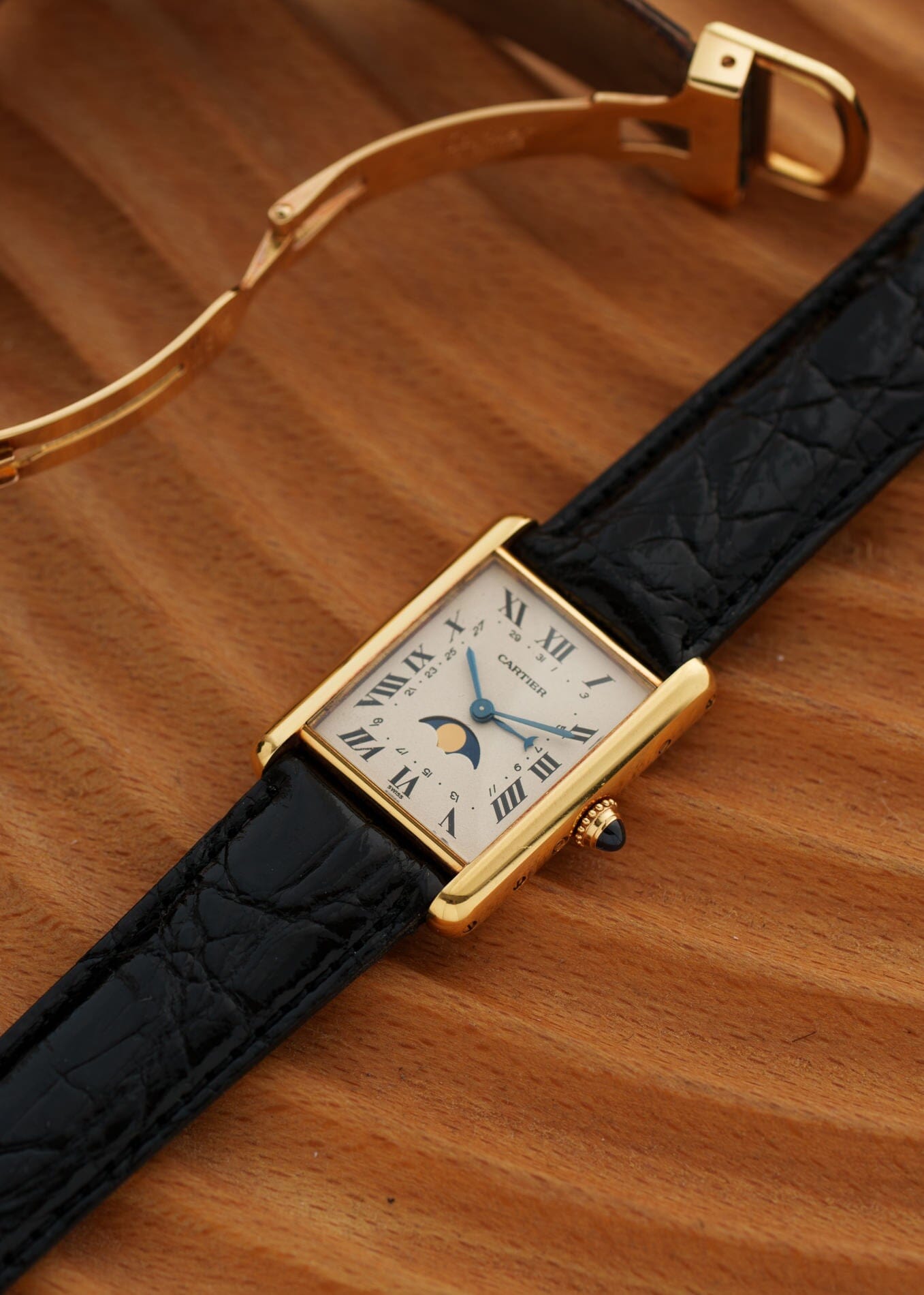 Cartier タンク ルイ カルティエ LM 819001 YG ムーンフェイズ D