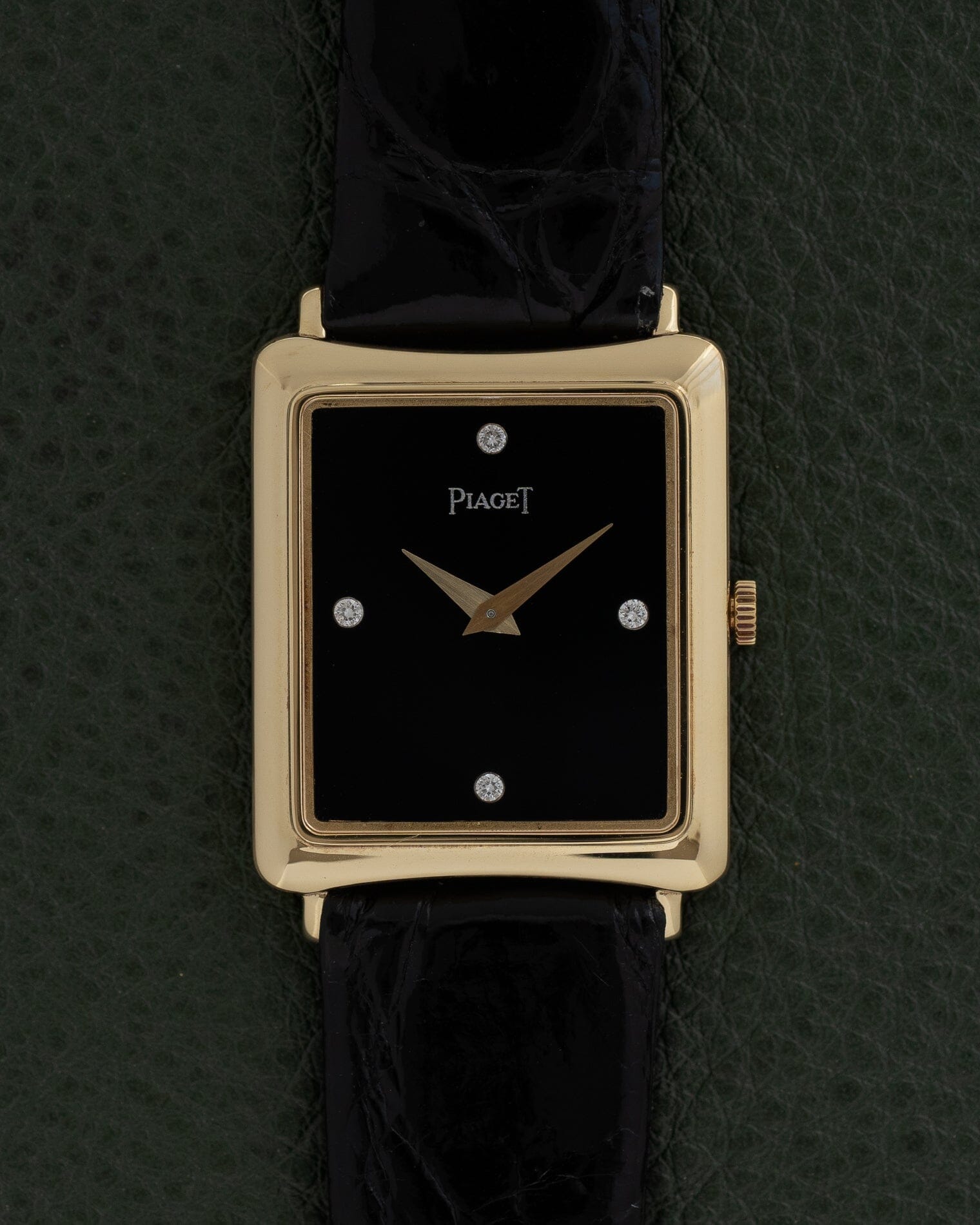 Piaget Rectangle 9254 YG Black Dial with 4 Diamond Indexes Cal.9P2