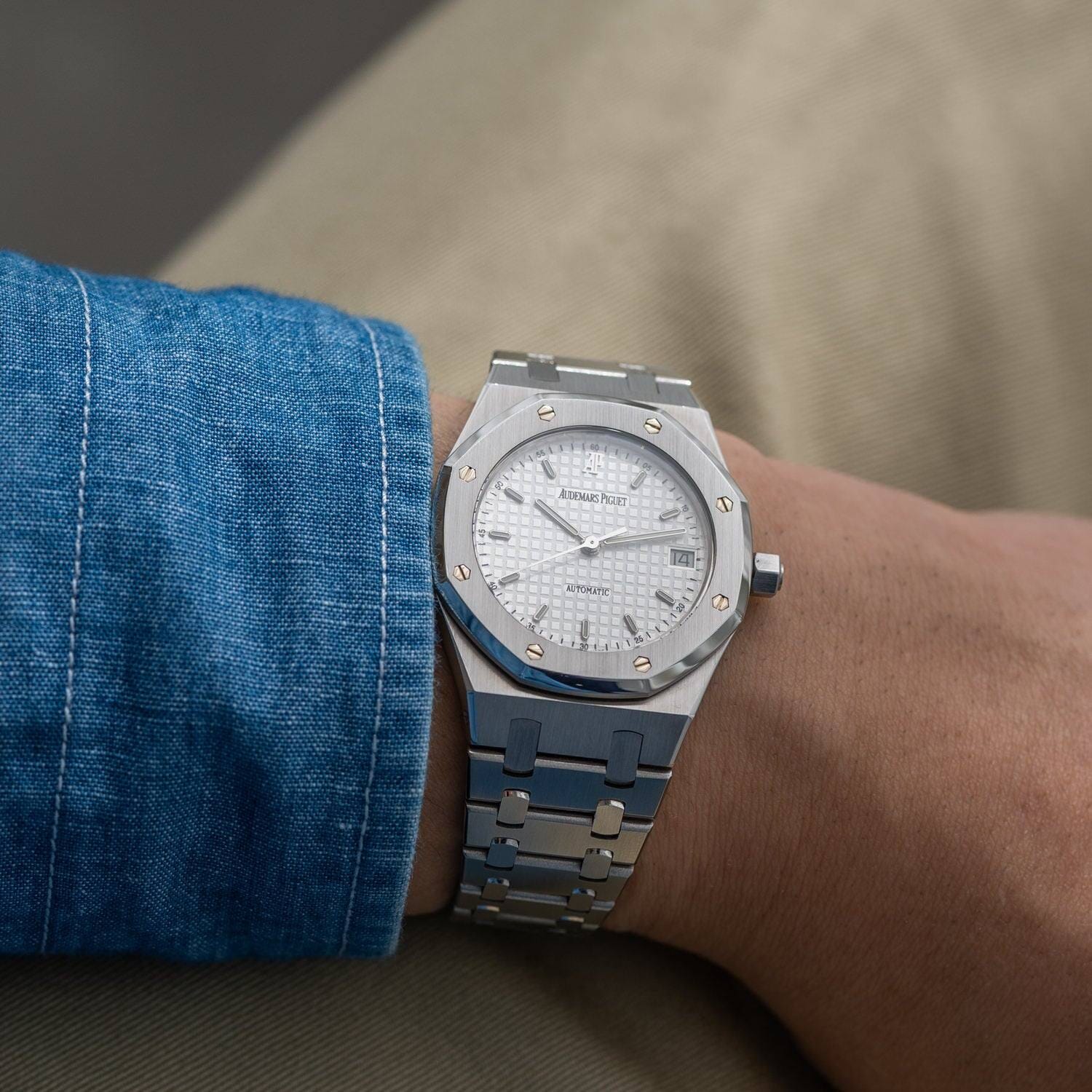 AUDEMARS PIGUET Royal Oak 14790ST White with Box and Paper