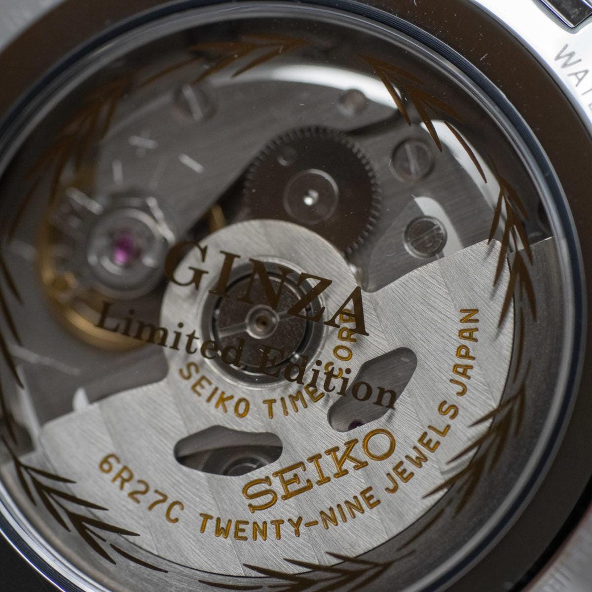 Seiko top 6r27 movement