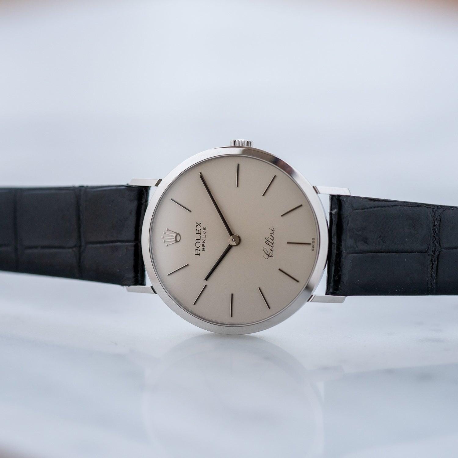 ROLEX Cellini 4112 WG Silver Dial - Arbitro